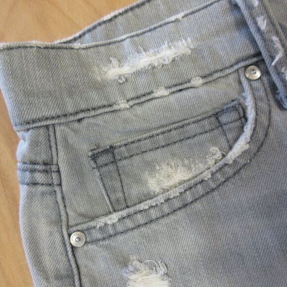 JOE'S JEANS Gabrielle Cut Off Jean Shorts Sz 27 Light Grey Gray Distressed Denim - Picture 3 of 14
